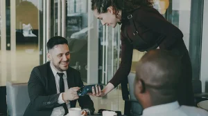 چگونه اعتماد مدیرتان را جلب کنید؟ trust